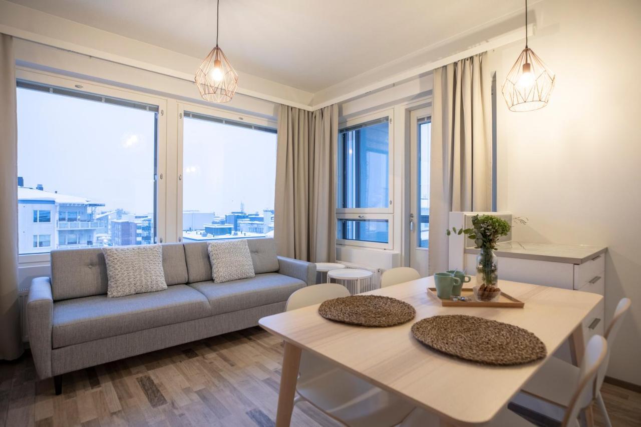 רובניימי Arctic Penthouse City Suite מראה חיצוני תמונה
