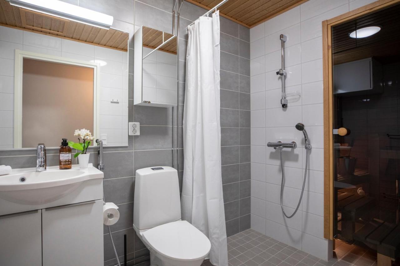 רובניימי Arctic Penthouse City Suite מראה חיצוני תמונה